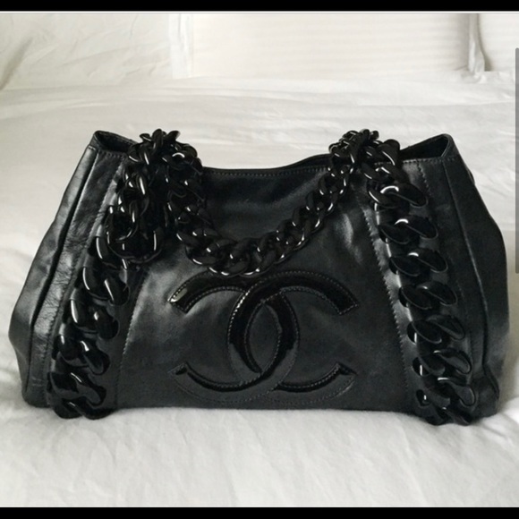 CHANEL Accessories - Chanel Modern Chain Large Tote Bag